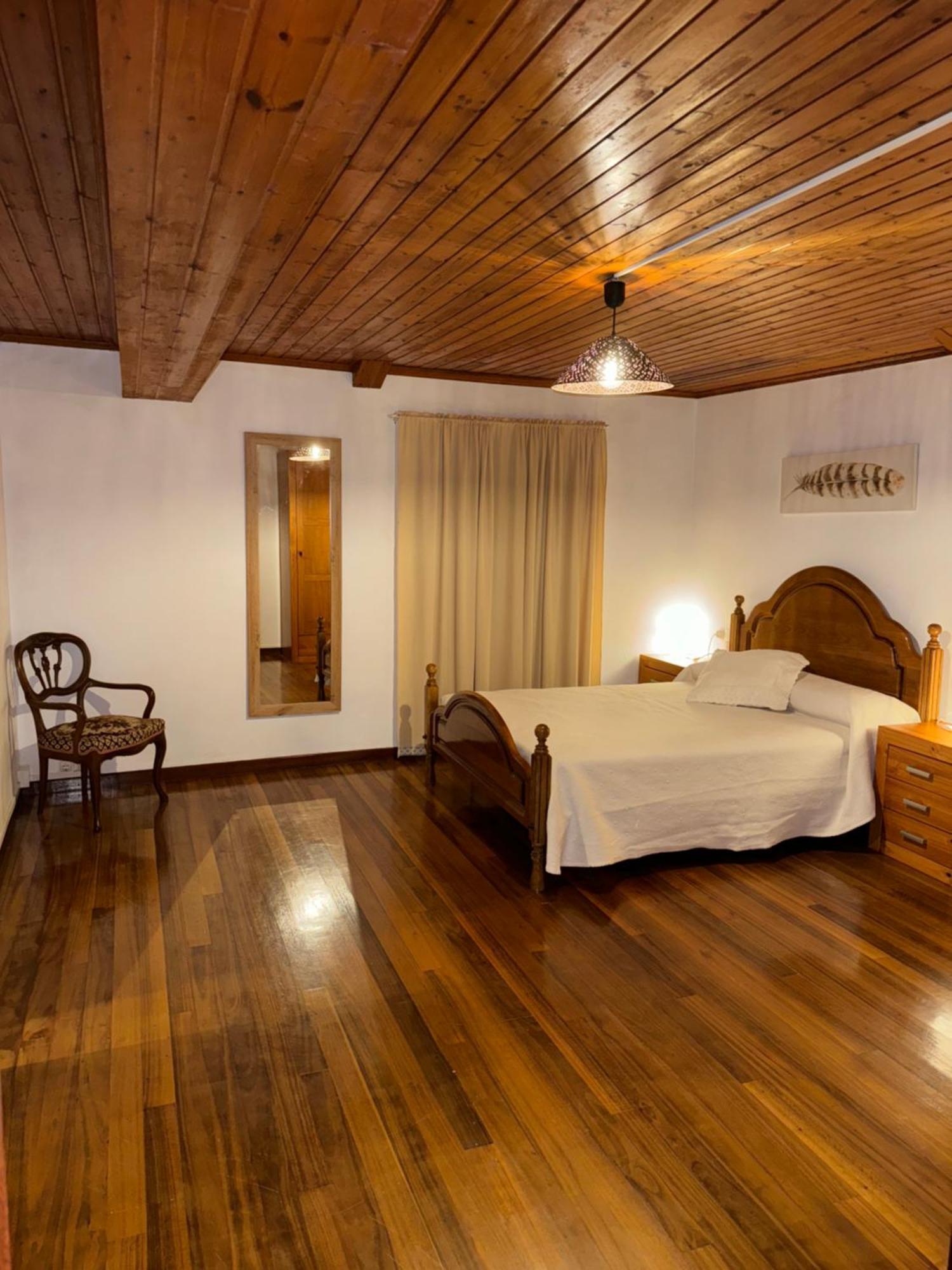 O Cabaleiro Villa Santa Marta de Ortigueira Luaran gambar